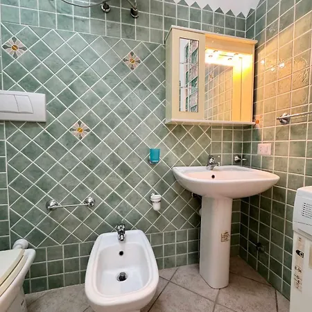 Casa de Férias Tour - Residenza Timone